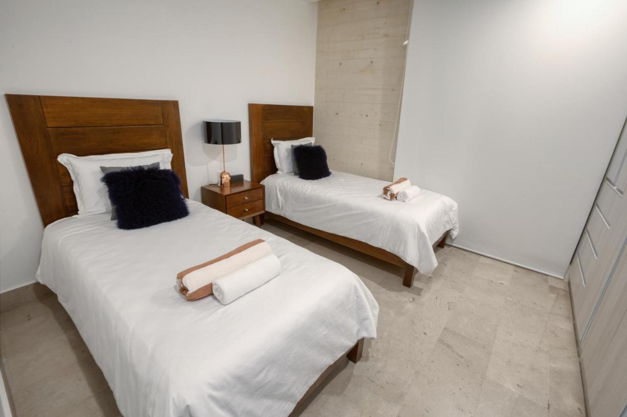 Astonishing Condo With Balcony In A Private Complex With Pool And Gym Playa del Carmen Buitenkant foto