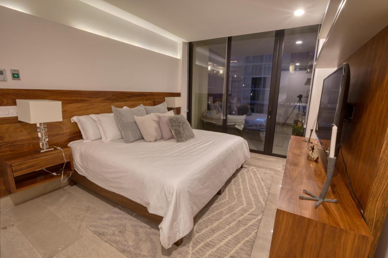 Astonishing Condo With Balcony In A Private Complex With Pool And Gym Playa del Carmen Buitenkant foto