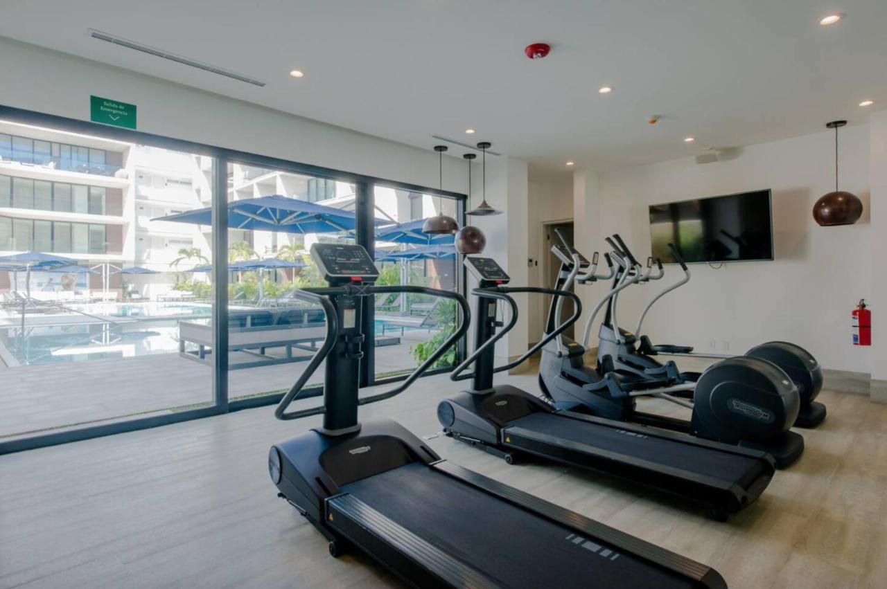 Astonishing Condo With Balcony In A Private Complex With Pool And Gym Playa del Carmen Buitenkant foto