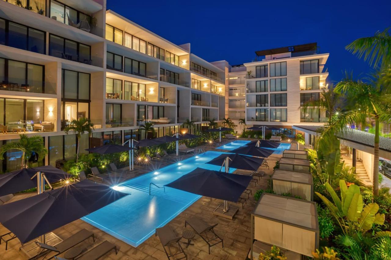 Astonishing Condo With Balcony In A Private Complex With Pool And Gym Playa del Carmen Buitenkant foto